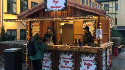Ryds gruppes æbleskivebod på HCA julemarked i Odense